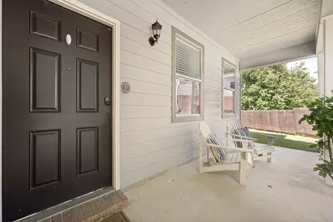 1000 Goldeneye Dr, Aubrey, TX 76227