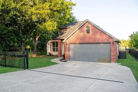 511 Lakeside Dr, Rockwall, TX 75032