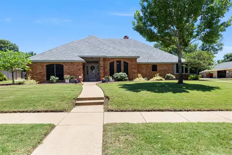 1414 O Shannon Ln, Garland, TX 75044