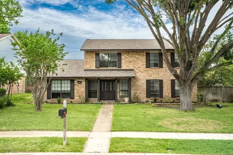 1917 E Collins Blvd, Richardson, TX 75081