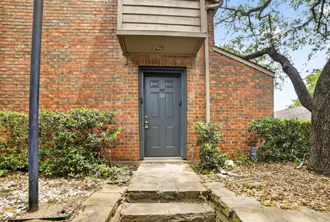 9254 Forest Ln #208, Dallas, TX 75243