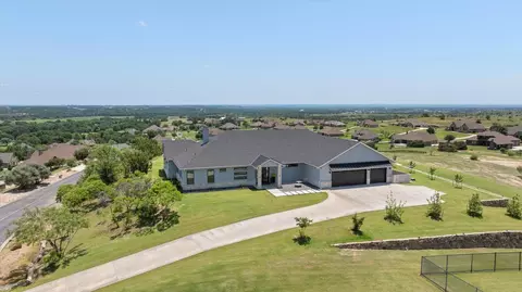 150 Pinnacle Peak Ln, Weatherford, TX 76087