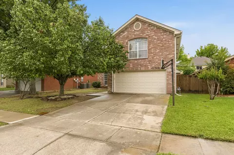 2134 Stoneridge Dr, Keller, TX 76248
