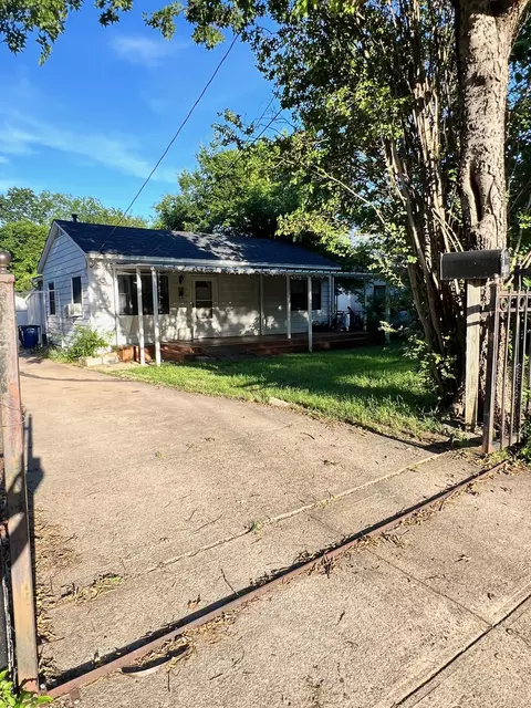 1122 Mclean Ave, Dallas, TX 75211