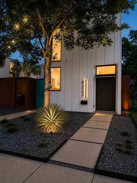 4322 Deere St, Dallas, TX 75204