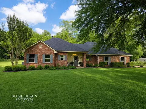 6155 Victoria, Keithville, LA 71047