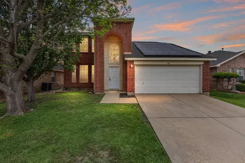 312 Elk Run Dr, Fort Worth, TX 76140