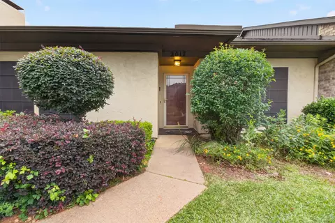 2017 Heatherbrook Dr, Grapevine, TX 76051