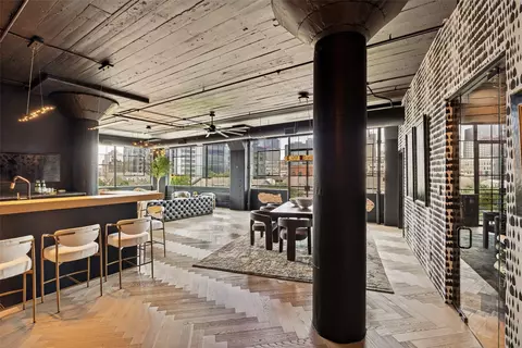 2220 Canton St #401, Dallas, TX 75201