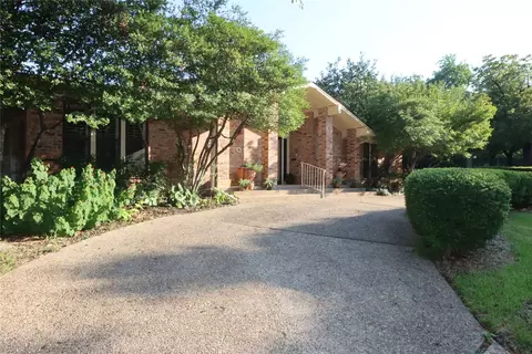 5421 Benbridge Dr, Fort Worth, TX 76107