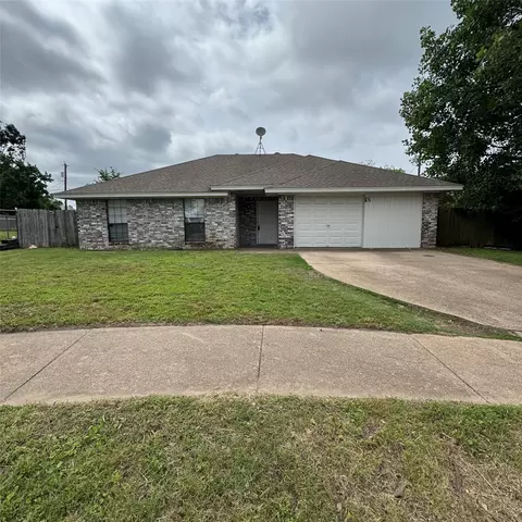 12 States Ave, Midlothian, TX 76065