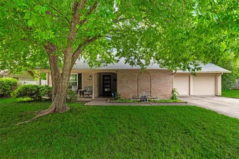 7428 Overhill Rd, Fort Worth, TX 76116