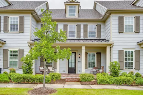 8718 Mangham St, North Richland Hills, TX 76180