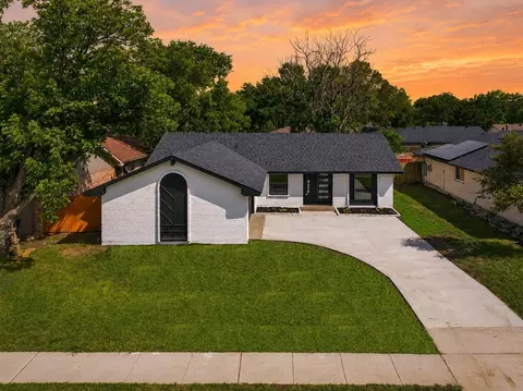 926 Key Colony Dr, Garland, TX 75043