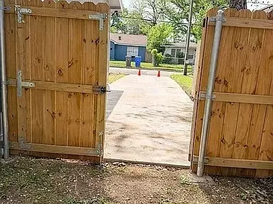 Other - 1128 E Sunset St, Waco, TX 76704 photo 3 of 6