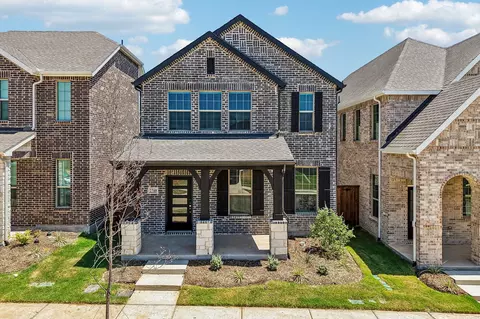 2748 Teton St, Corinth, TX 76210