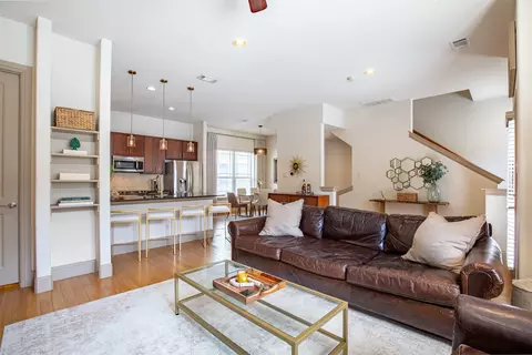 5916 Hudson St #8, Dallas, TX 75206
