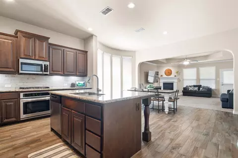 2108 Moonsail Ln, Denton, TX 76210