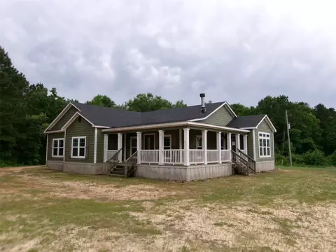 810 Williams Rd, Converse, LA 71419
