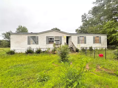 515 Crooked Trl, Waskom, TX 75692