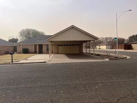 5527 94th St, Lubbock, TX 79424