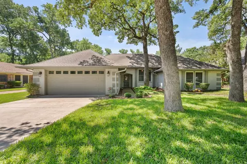 3404 Commander Ct, Arlington, TX 76017