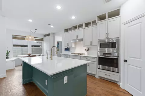 1425 5th St, Argyle, TX 76226
