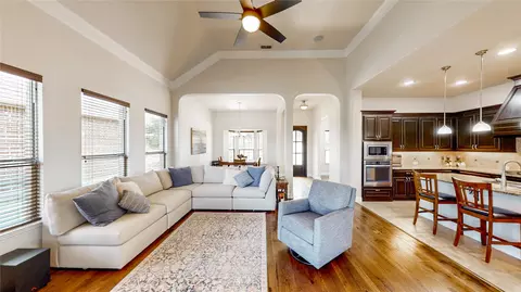 Living - 4708 Brookside Dr, Argyle, TX 76226 photo 3 of 3