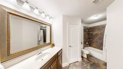 Bath - 4708 Brookside Dr, Argyle, TX 76226 photo 2 of 2