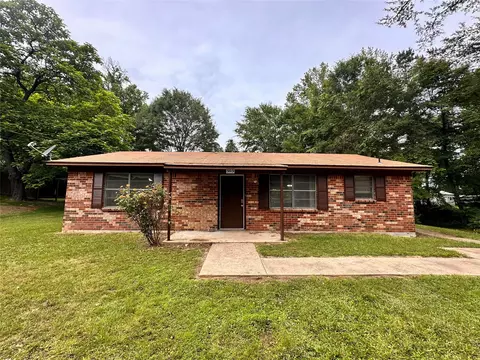 303 Crow, Linden, TX 75563