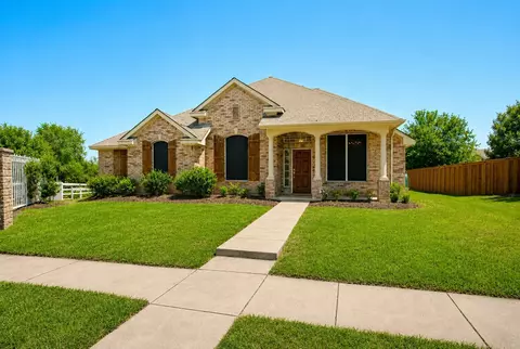 4402 Horizon Dr, Garland, TX 75043