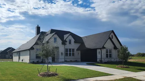 9020 Dove Chase Rd, New Fairview, TX 76078