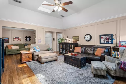1213 Circle View Ct, Grapevine, TX 76051 photo 4