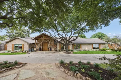 6520 Calais Dr, Dallas, TX 75254