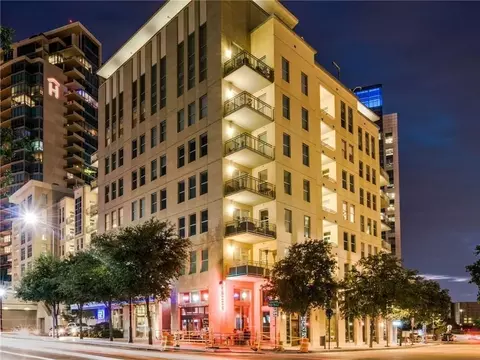 2323 N Houston St #204, Dallas, TX 75219