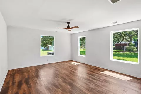 Living - 1319 E Fm 4, Cleburne, TX 76031 photo 5 of 5