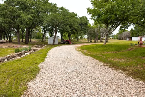 Exterior - 1319 E Fm 4, Cleburne, TX 76031 photo 8 of 10