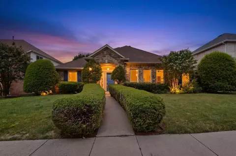 8205 Burleigh St, Frisco, TX 75035