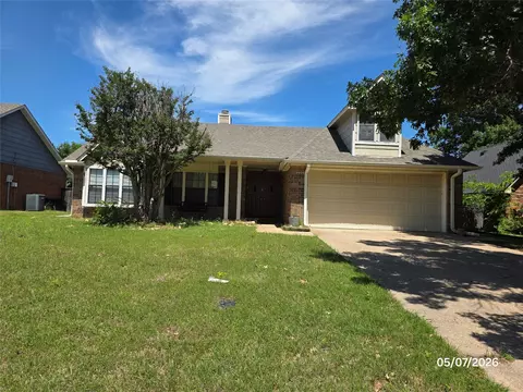 3504 Fairview Dr, Corinth, TX 76210