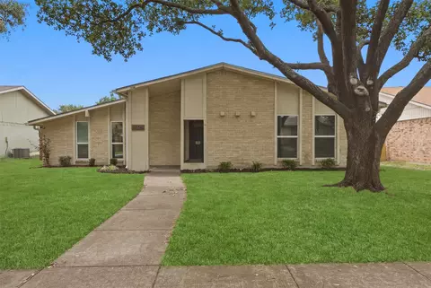 1804 Castille Dr, Carrollton, TX 75007