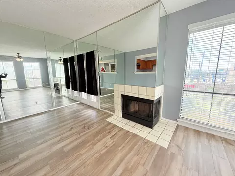 3402 Country Club Dr W #154, Irving, TX 75038