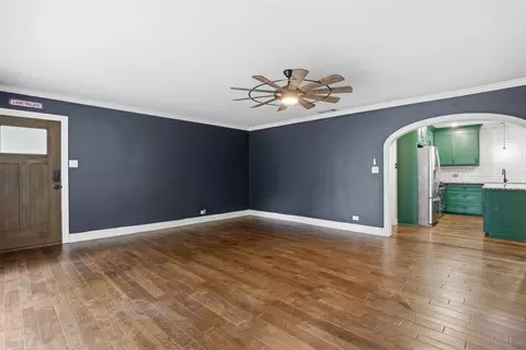 Living - 216 Sunset Dr, Cleburne, TX 76033 photo 4 of 4