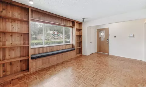 Living - 1607 Windlea Dr, Euless, TX 76040 photo 3 of 5