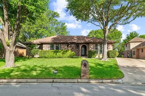 3607 Ruidoso Dr, Arlington, TX 76017