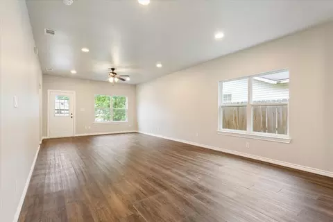 Living - 3525 N 24th St, Waco, TX 76708 photo 1 of 4