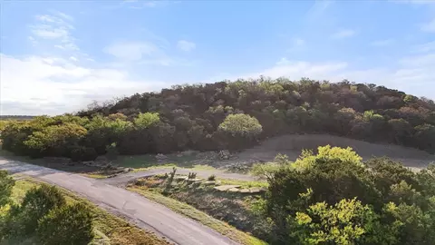 215 Shady Oaks Dr, Mineral Wells, TX 76067
