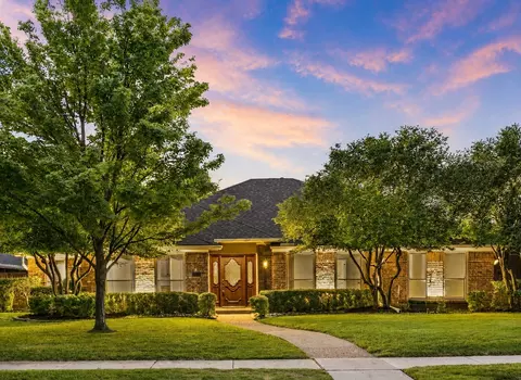 2216 Chadbourne Dr, Plano, TX 75023
