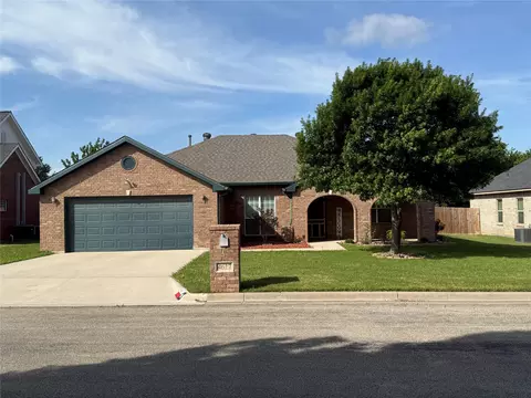 4617 Kay Dr, Brownwood, TX 76801