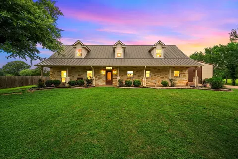 1117 Downsville Rd, Robinson, TX 76706