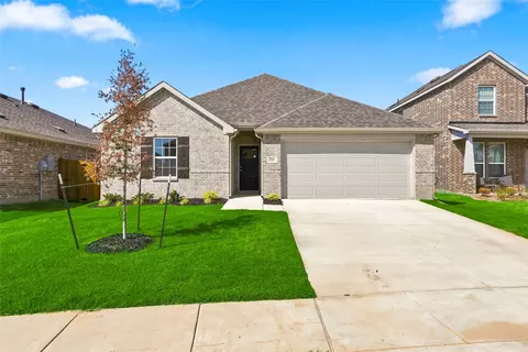 211 Patton Ln, Venus, TX 76084